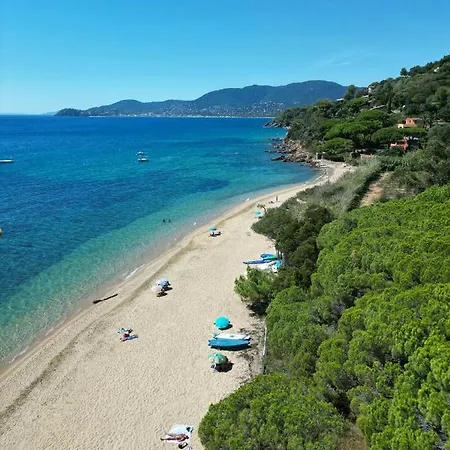 La Pinède 4*