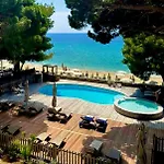 La Pinede 4*