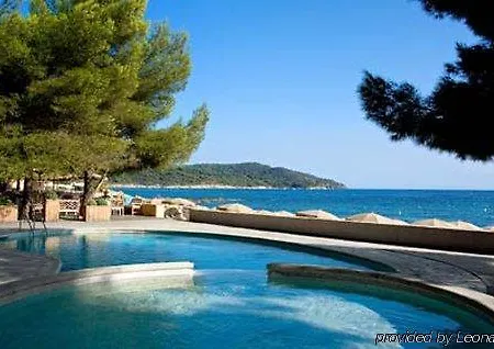 Hotel La Pinede 4*