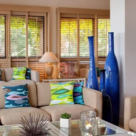 La Pinede מלון 4*