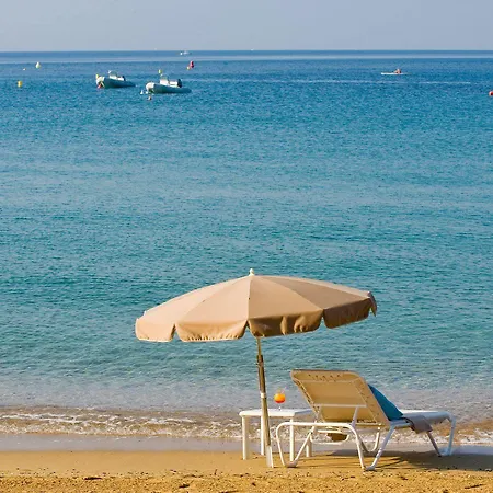 La Pinede 4* לה קרואה-ואלמר