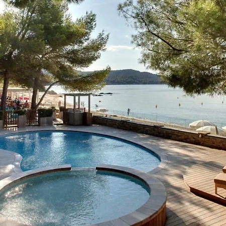 La Pinede Hotel 4*