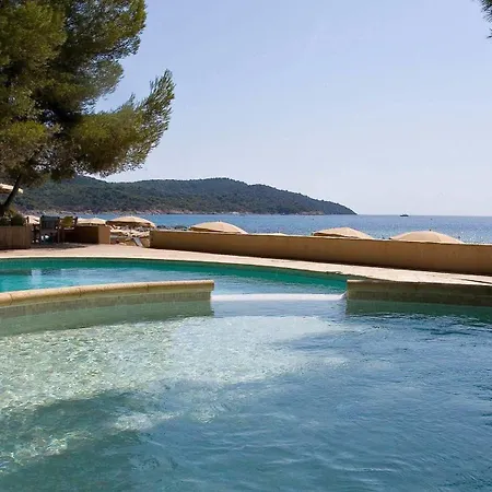 La Pinede מלון לה קרואה-ואלמר